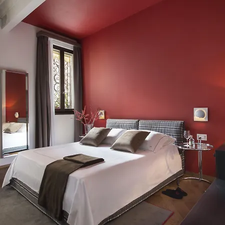 Corte Di Gabriela Veneza